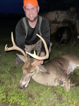 Zak Williams with a Bama Buck.