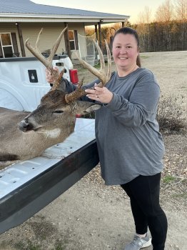 Rebecca McIntyre with a hoss!