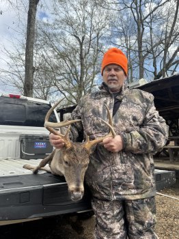Steve Murray with a nice 6 point!